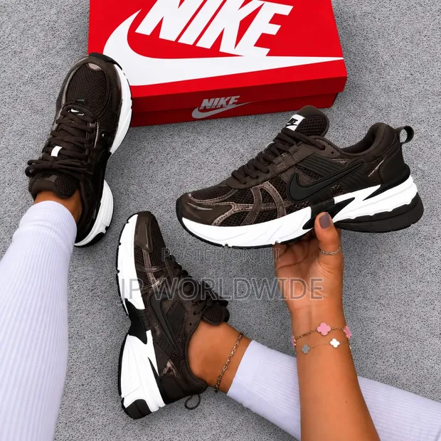 Nike VK2 Run Sneakers - 1