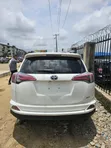 Toyota RAV4 2017 Fari - 4