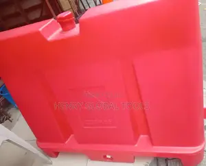 Heavy-Duty Water-Filled Road Traffic Barriers