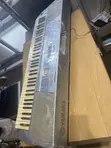 Yamaha DGX-200 UK Used Electronic Keyboard - 2