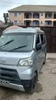 Daihatsu Hijet 2015 Silver - 3