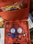 AC Manifold Gauge Set - 2-Valve Refrigeration Charging Kit - 2