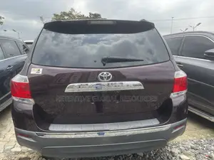 2011 Toyota Highlander Limited Burgundy