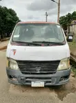 Toyota HiAce 2004 White - 3