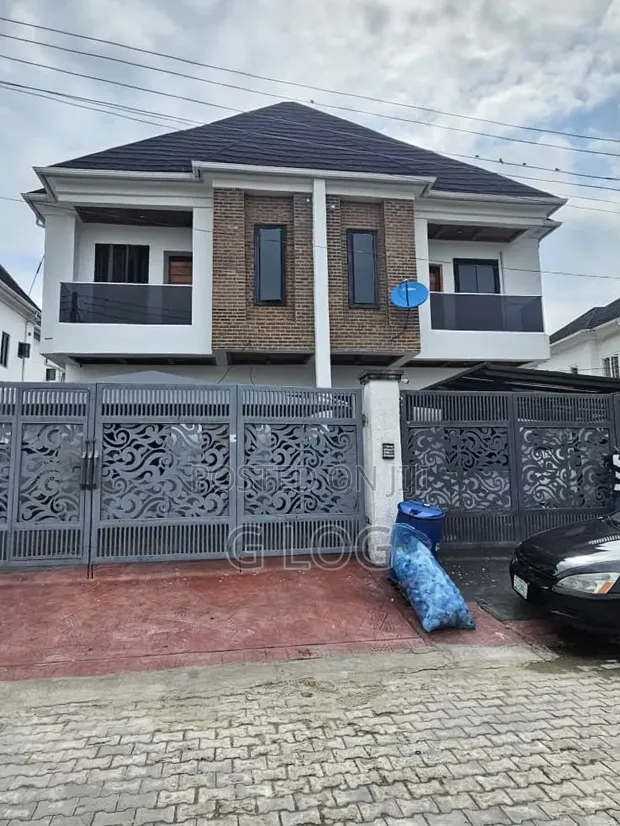 4 Bedroom Semi-Detached Duplex in Chevron, Lekki - 1
