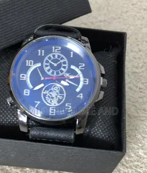 Weijieshi Watch - Hannun Derar Gaskiya