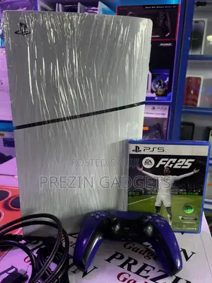 PlayStation 5 Slim tare da FC25 - An yi amfani da shi a UK