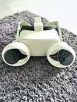 Used Meta Oculus VR 2 - Left Controller Faulty - 1