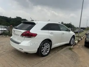 Toyota Venza Limited 2013 White