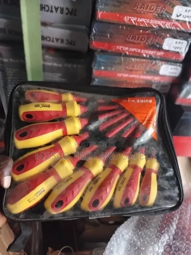 Ruike Insulated Screwdriver Set (7pcs) - 1
