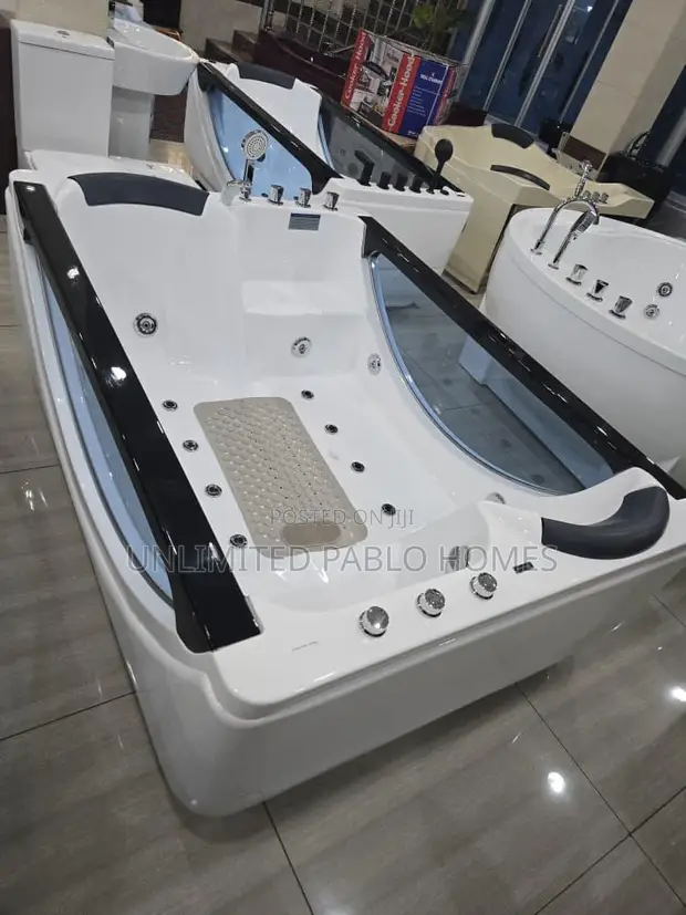 Luxury Modern Whirlpool Bathtub - Sabon Abu - 1