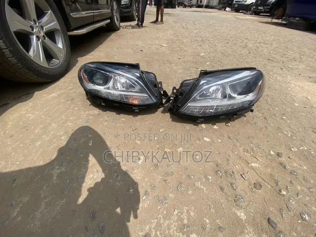 Mercedes-Benz GLE Headlight (Non-Charger) - 1