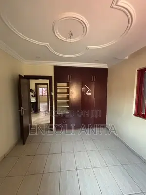 4 Bedroom Duplex a Garki don haya