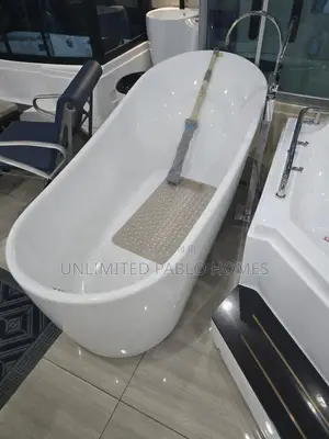 Luxury Modern Freestanding Oval Bathtub