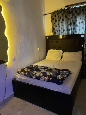 Thel's Female Luxury Apartment - Short Let