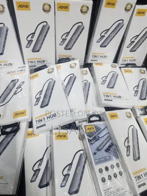 7-in-1 USB Hub (USB-A + USB-C)