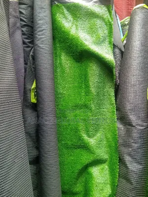 Artificial Grass / Synthetic Turf (Fake Grass) - Brand New