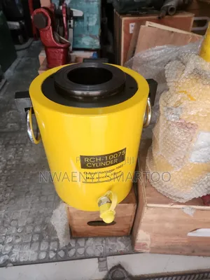 100 Ton Hydraulic Jack (Max 75MN)