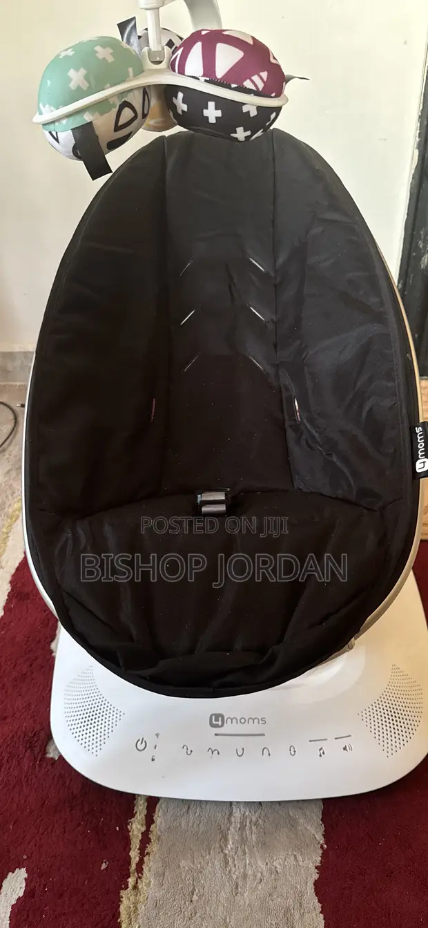 4moms Mamaroo Multi-Motion Baby Swing - 1