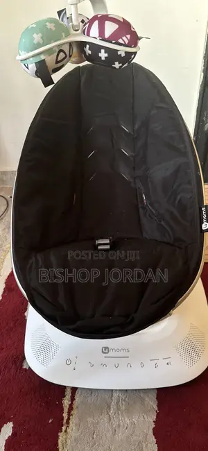 4moms Mamaroo Multi-Motion Baby Swing