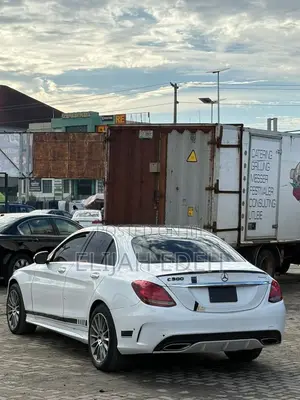2015 Mercedes-Benz C300 Base Sedan