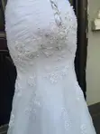 Elegant Strapless Mermaid Wedding Gown with Lace Appliqués - 4