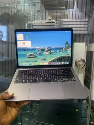 Apple MacBook Pro 2020 32GB RAM 2TB SSD