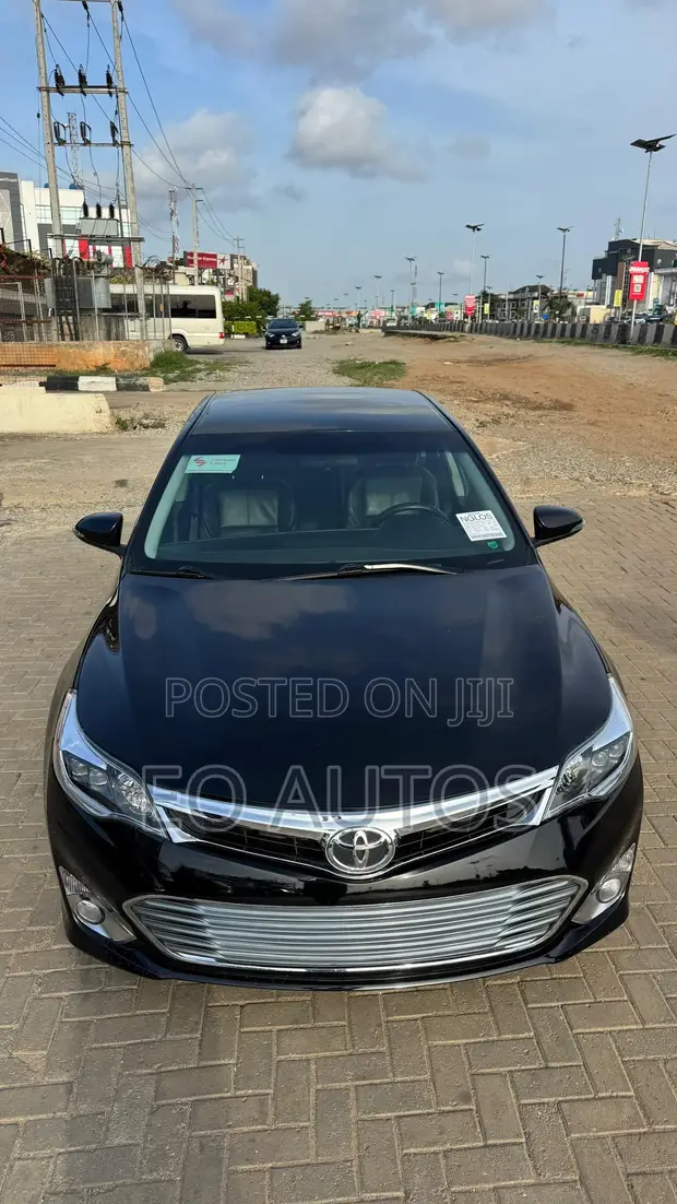 2014 Toyota Avalon XLE Sedan - Foreign Used - 1