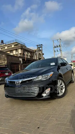 2014 Toyota Avalon XLE Sedan - Foreign Used