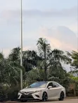 2018 Toyota Camry XSE FWD 2.5L White - 1
