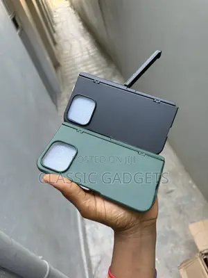 Luxury MagSafe Case with Kickstand for Google Pixel 11 Pro Fold - Black
