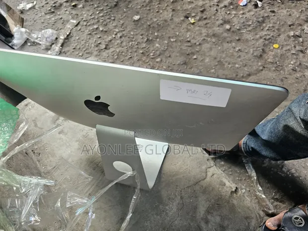 Apple iMac 27-inch Quad-Core i5 3.2GHz 16GB RAM 1TB HDD+SSD - 1