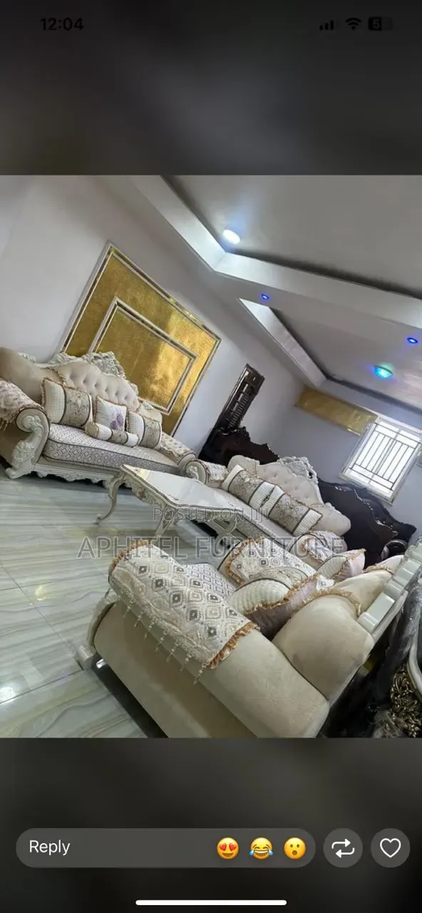 Royal Turkish Sofa Mai Zama Bakwai - Fari - 1