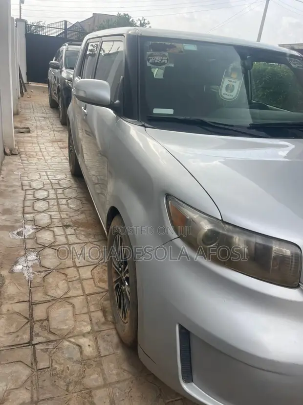 2008 Scion xB Base Silver - 1