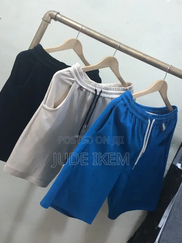 Zara Premium Sleeveless Tops da Shorts - 1