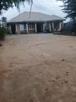 Gidan Bungalow 4 Bedroom Mai Cikakken kayan sawa a Ayobo Don Siyawa - 1