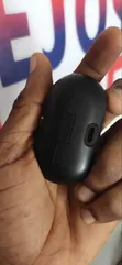 Beats Solo Wireless Earbuds (Used) - 3
