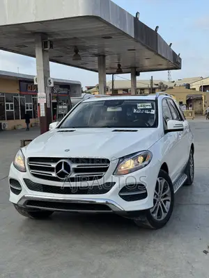 Mercedes-Benz GLE 350d 4MATIC 2017 Fari
