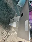 Apple iMac 21.5" 2015 - Core i5, 8GB RAM, 1TB HDD - 2