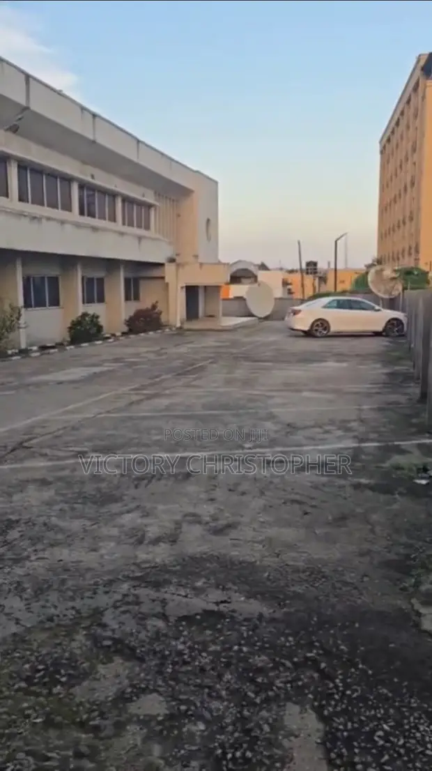 2045sqm Commercial Banking Land for Sale, Wuse Zone 5 - 1