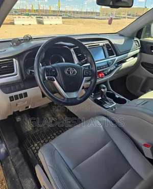 2015 Toyota Highlander Black