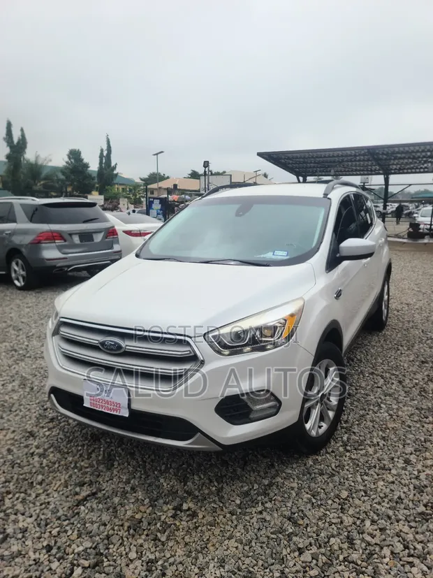 2019 Ford Escape SEL FWD SUV - Fari - 1