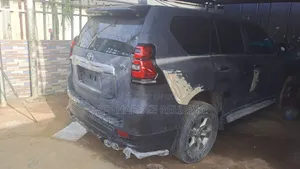 Toyota Land Cruiser Prado 2014 (Upgraded to 2022 Look)
