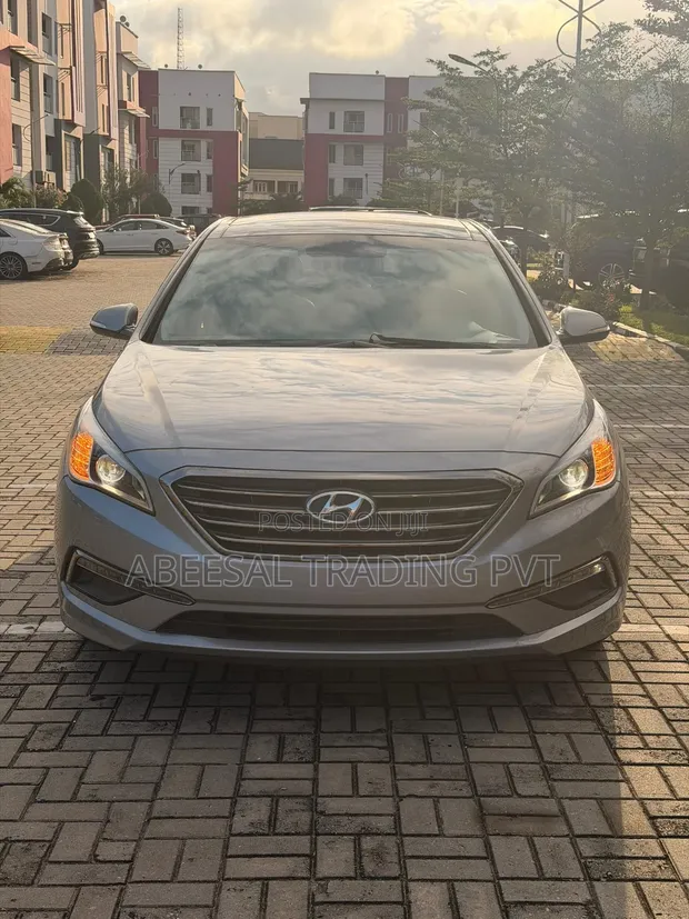 2015 Hyundai Sonata Limited Sedan (2.4L) - Gray - 1