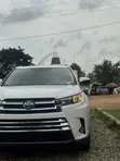 2015 Toyota Highlander XLE AWD SUV - Kai Dama daga Belgium - 3