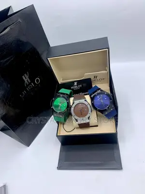 Hublot Luxury Men's Rubber Strap Wristwatch