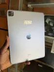 Apple iPad Pro (2022) 256GB Silver - 1
