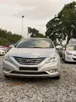 2010 Hyundai Sonata Limited Sedan FWD - 2