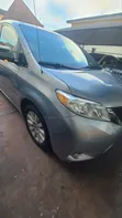2012 Toyota Sienna Limited Edition - 3
