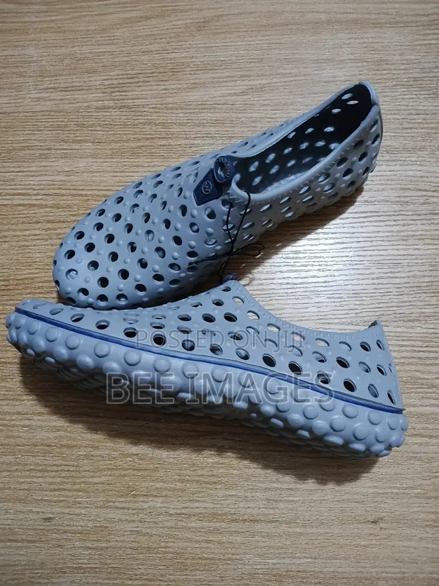 Waterproof Rubber Sneakers - Crocs Style - 1